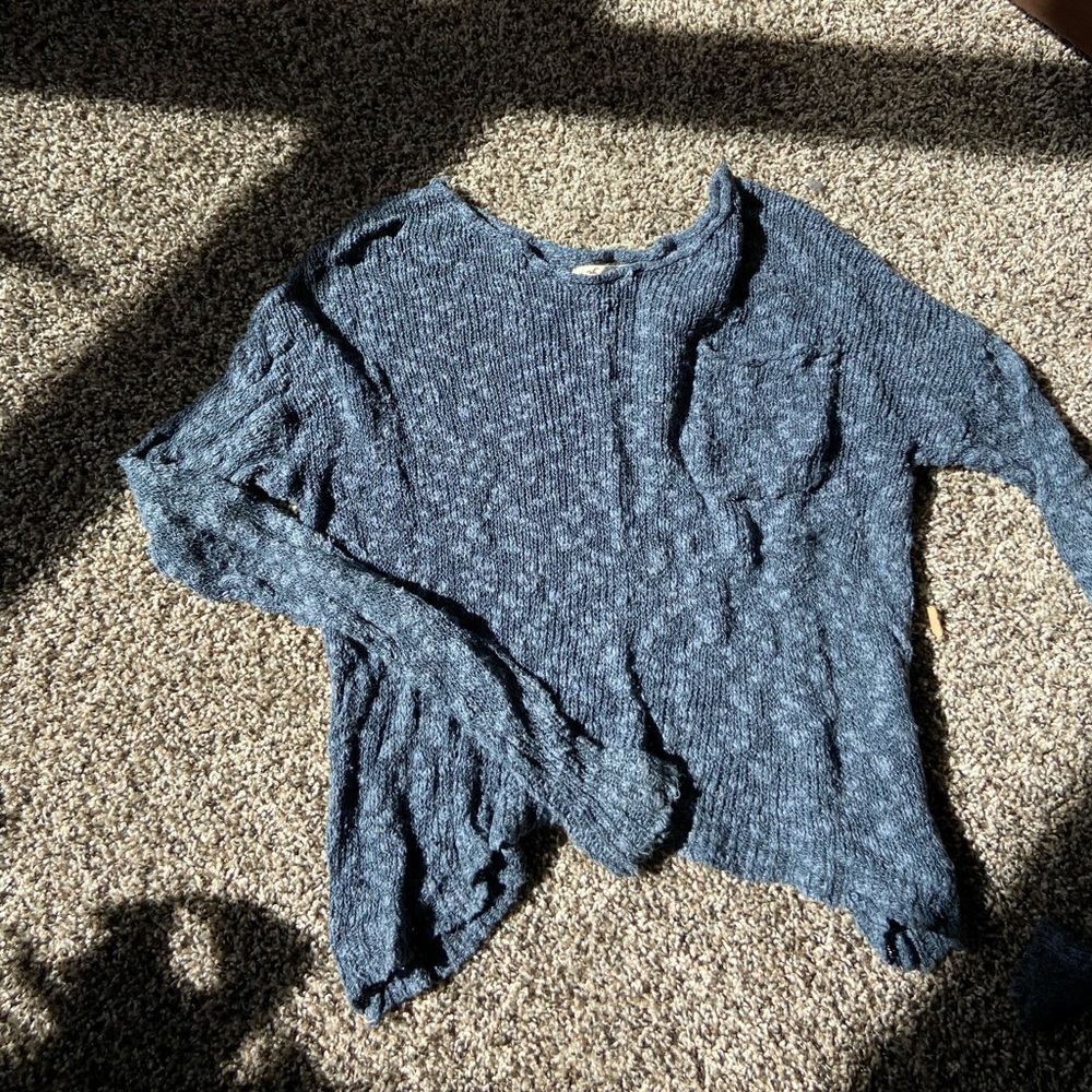 Hollister sweater